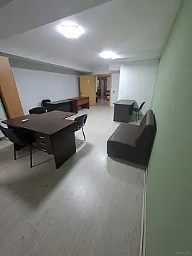 Kirayə verilir 1 otaqlı ofis 35 m²