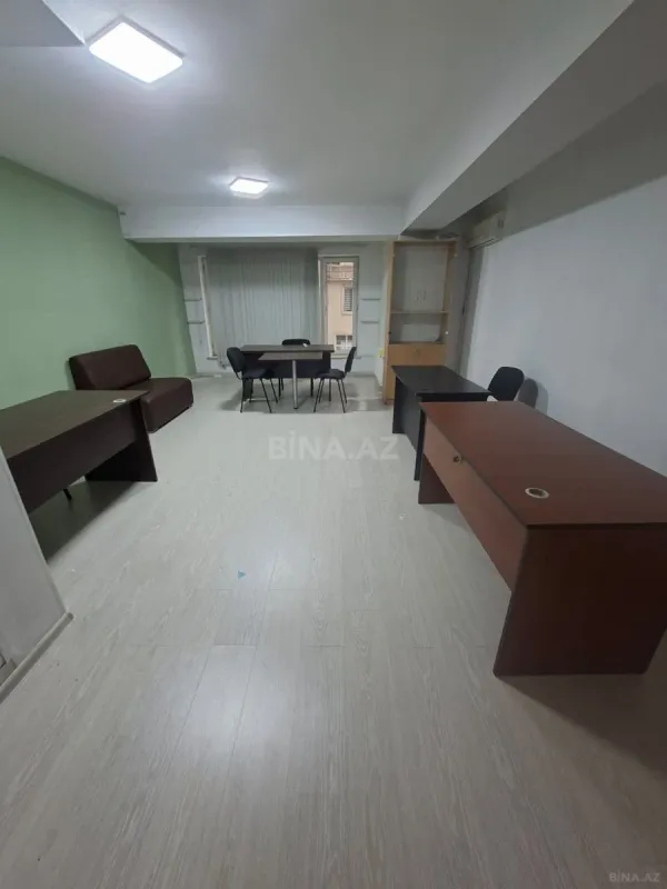 Kirayə verilir 1 otaqlı ofis 35 m²