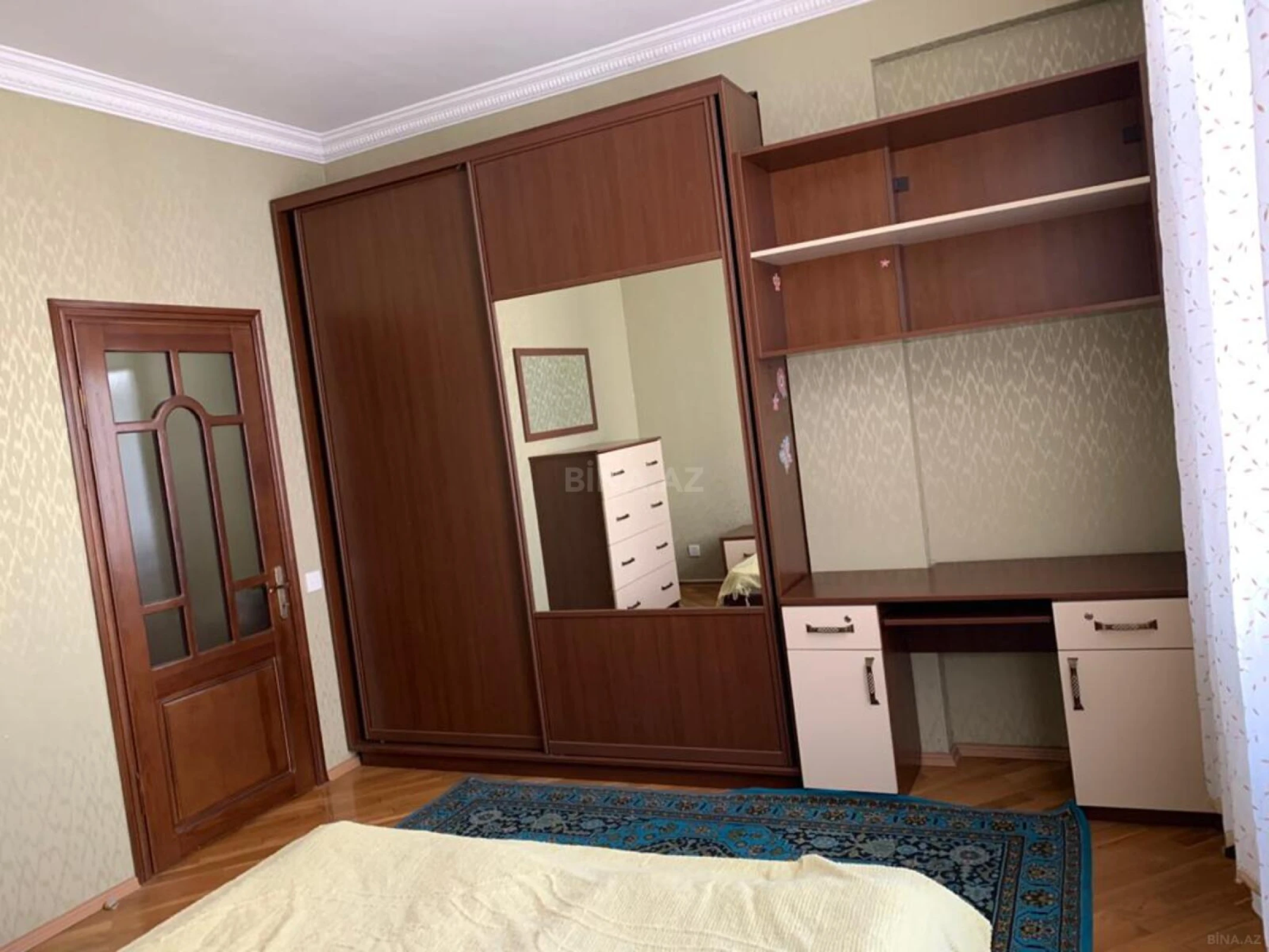Kirayə verilir 2 otaqlı mənzil 65 m²