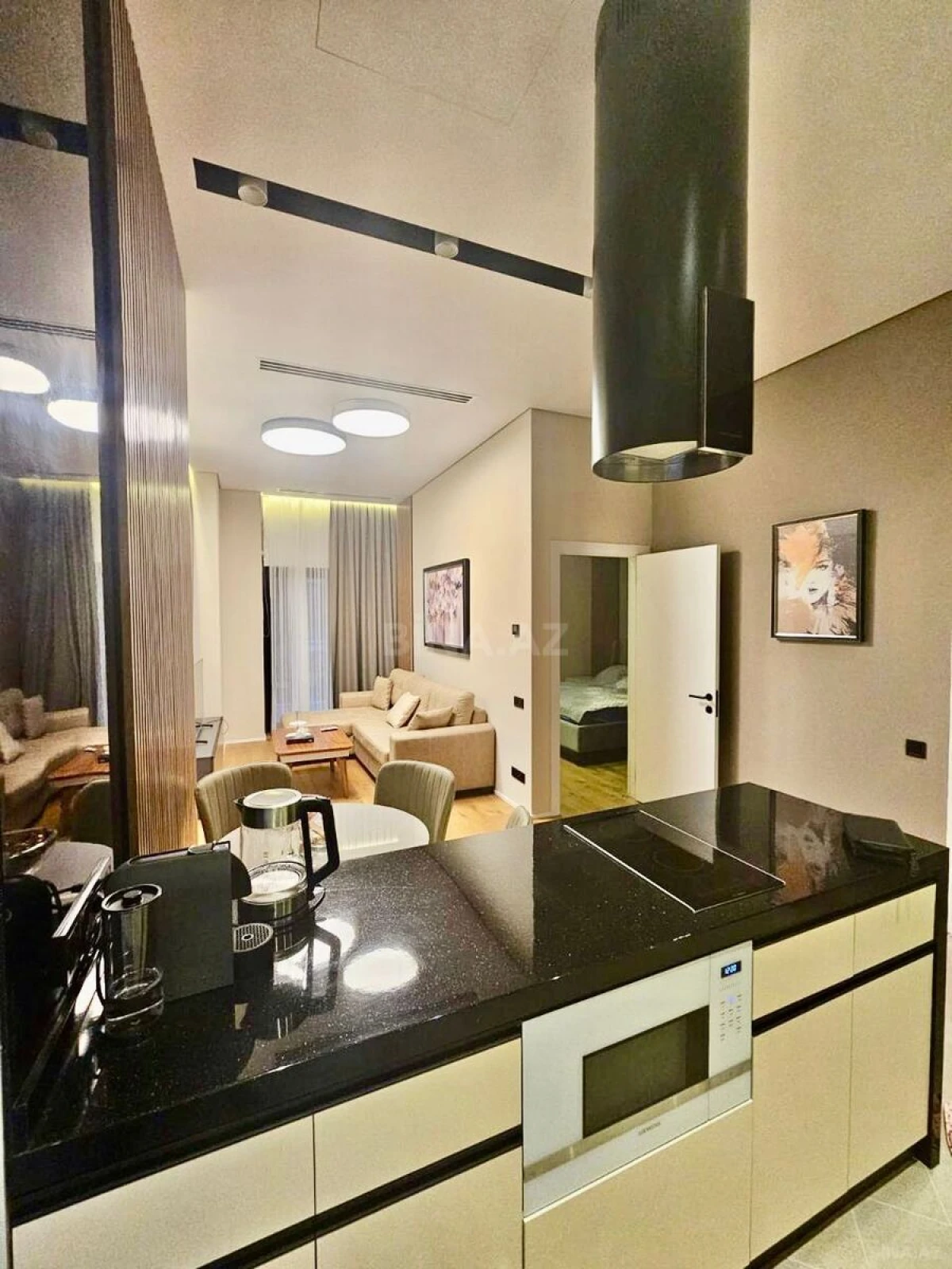 Satılır 2 otaqlı mənzil 84 m²