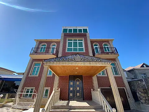 Satılır 7 otaqlı həyət evi 400 m² — Bakı, Badamdar 7 otaq 400.00 m²