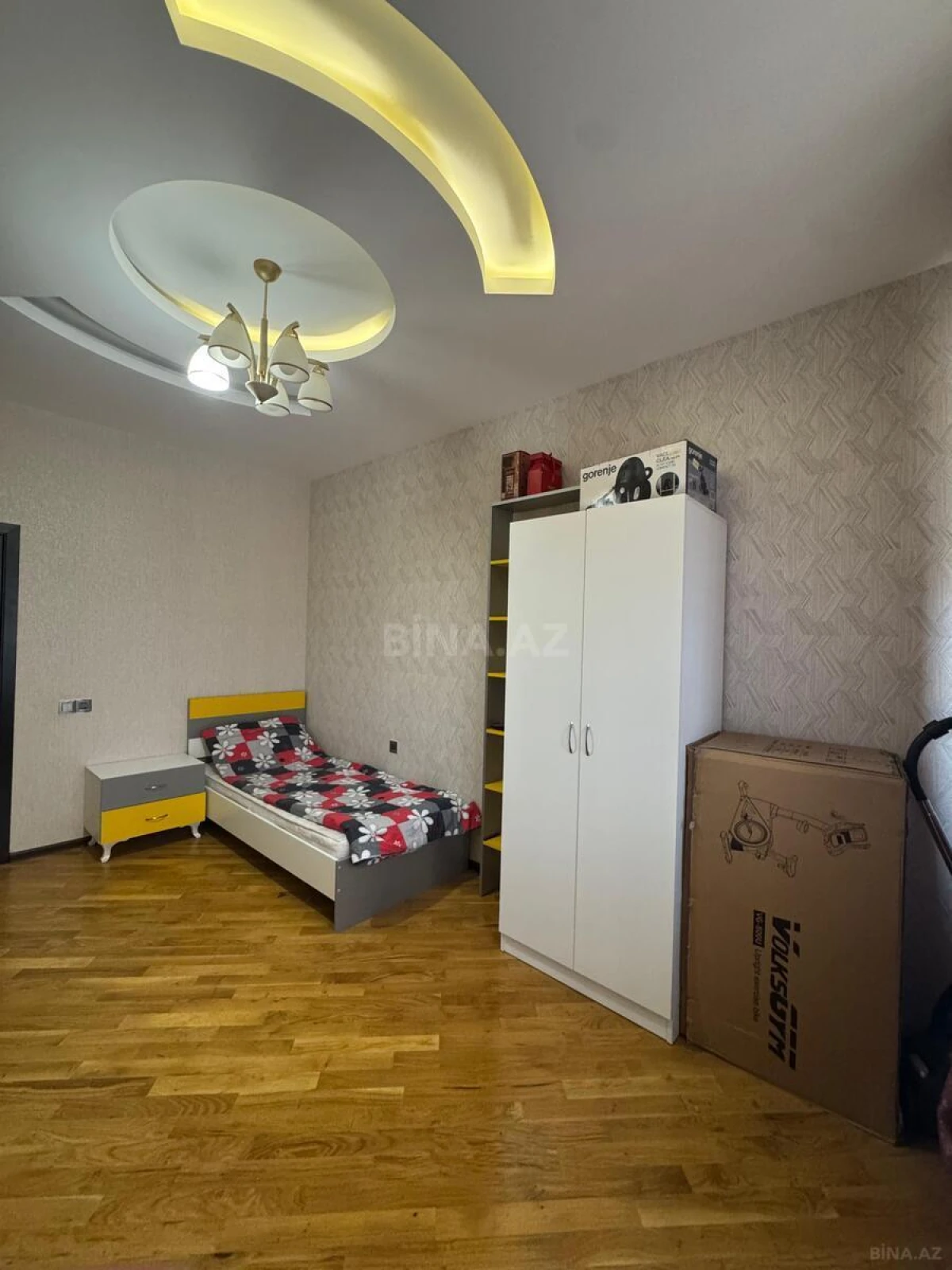 Kirayə verilir 3 otaqlı mənzil 100 m²