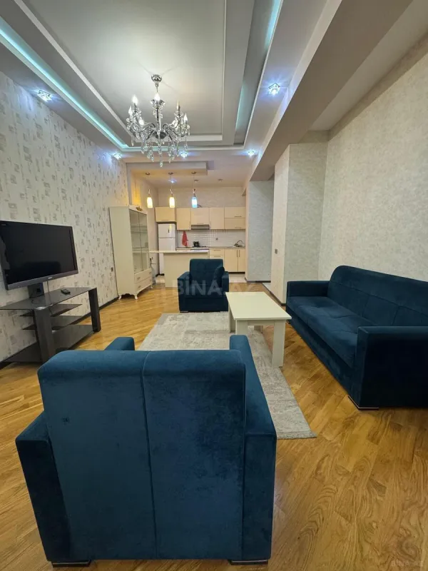 Kirayə verilir 3 otaqlı mənzil 100 m²