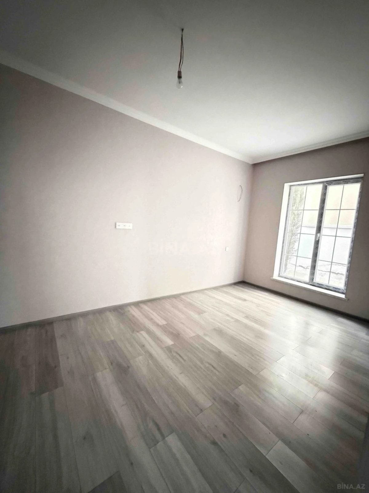 Satılır 4 otaqlı həyət evi 135 m²