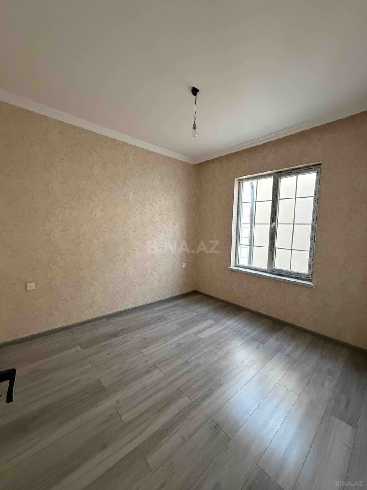 Satılır 4 otaqlı həyət evi 135 m²