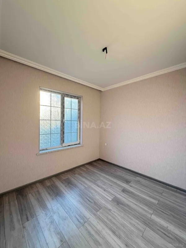 Satılır 4 otaqlı həyət evi 135 m²