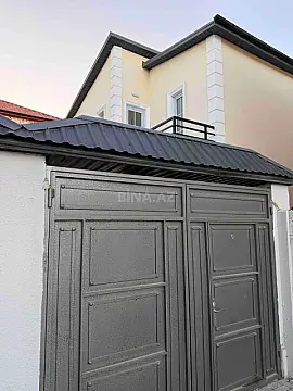 Satılır 4 otaqlı həyət evi 135 m²