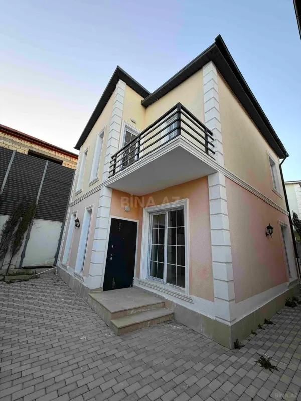 Satılır 4 otaqlı həyət evi 135 m²