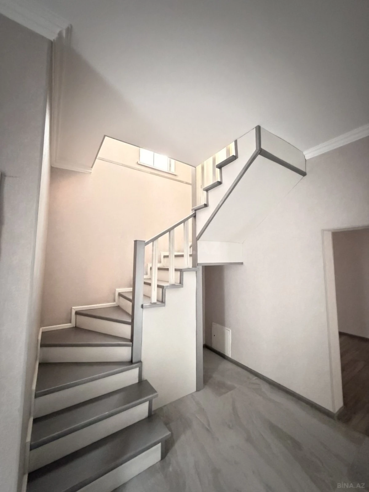 Satılır 4 otaqlı həyət evi 135 m²