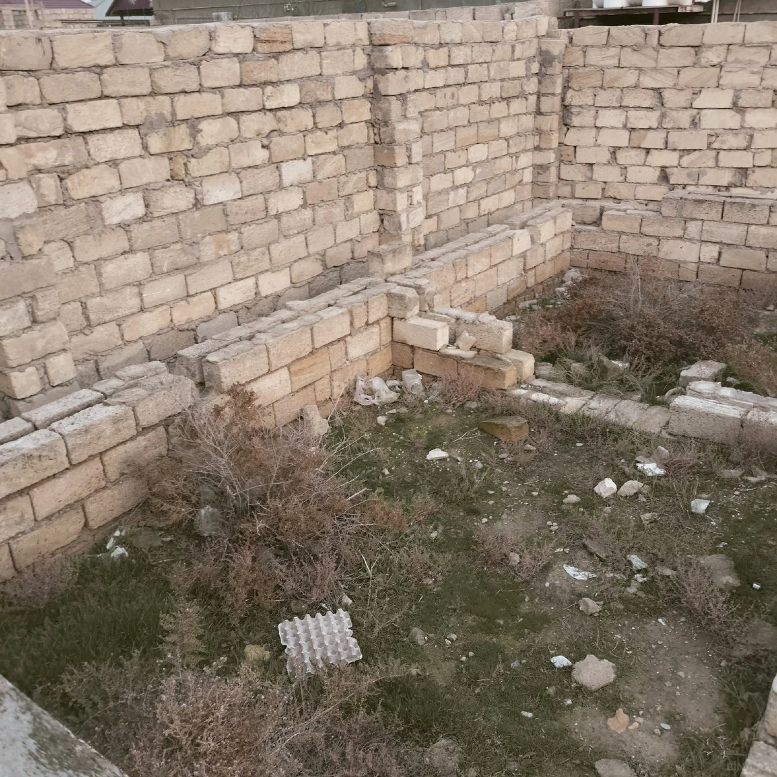 Satılır torpaq sahəsi 2 m²