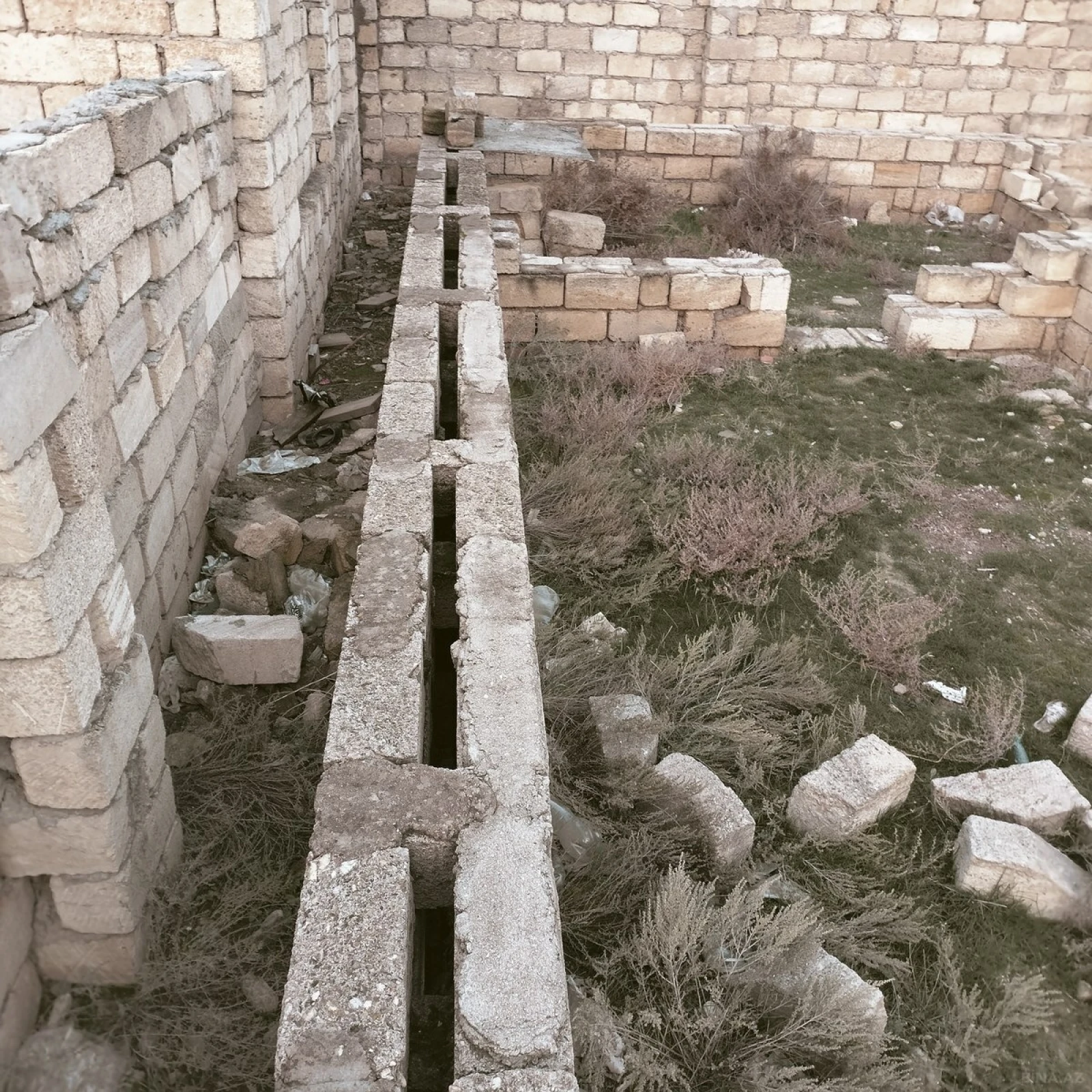 Satılır torpaq sahəsi 2 m²