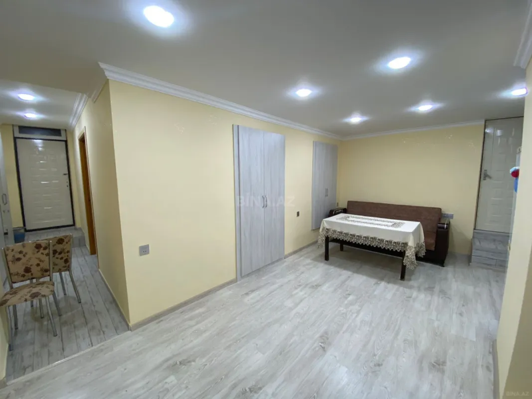 Satılır 2 otaqlı mənzil 55 m²