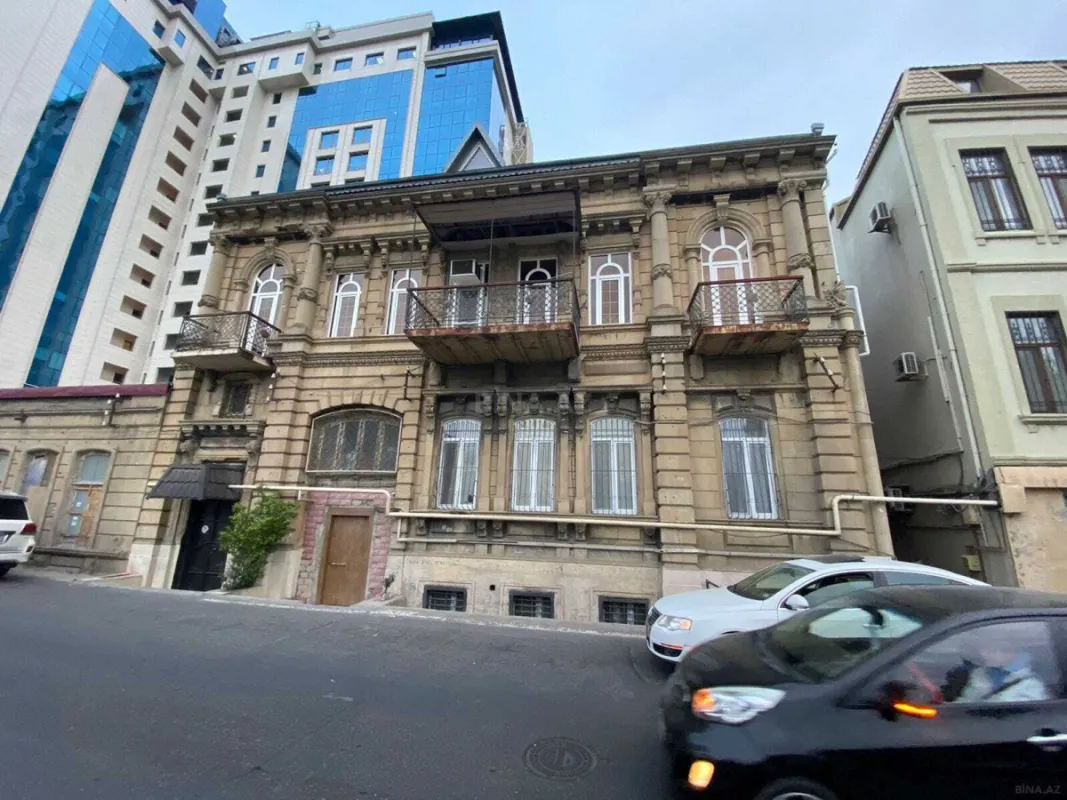 Satılır 2 otaqlı mənzil 55 m²