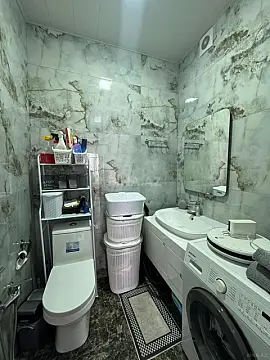 Satılır 4 otaqlı mənzil 149 m²