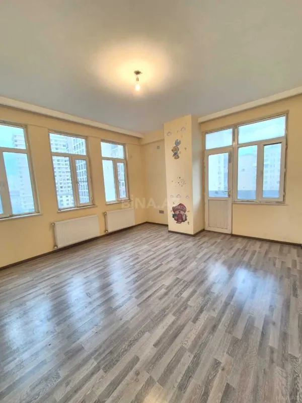 Kirayə verilir 3 otaqlı ofis 160 m²