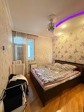 Satılır 2 otaqlı mənzil 65 m²