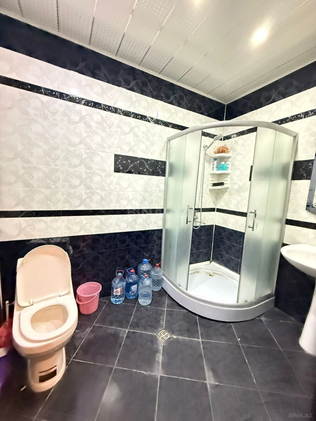 Satılır 2 otaqlı mənzil 65 m²