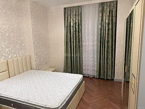 Kirayə verilir 2 otaqlı mənzil 64 m²