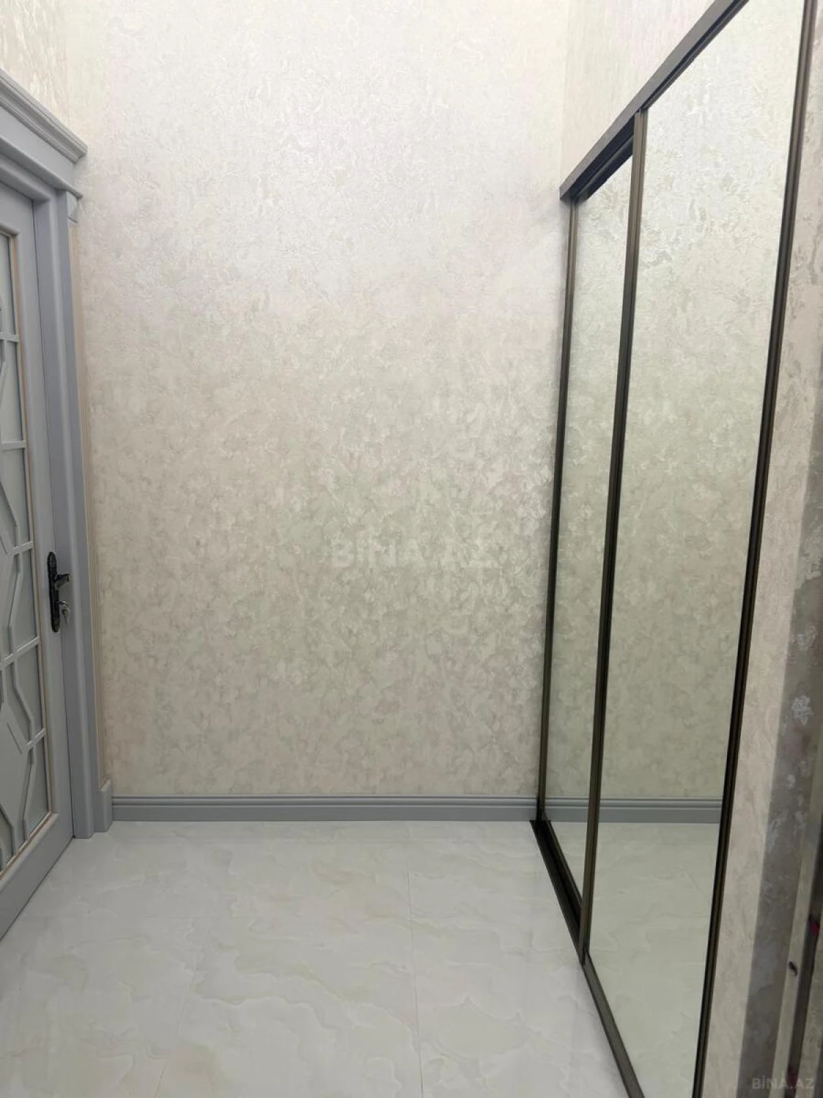Kirayə verilir 2 otaqlı mənzil 64 m²