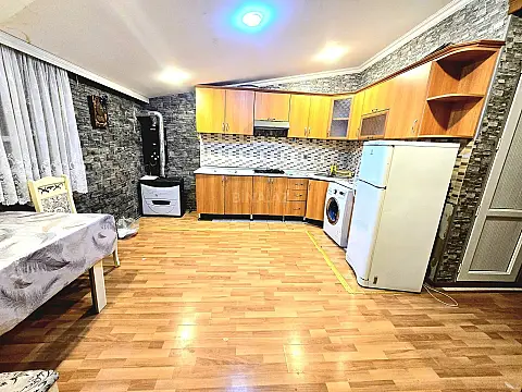 Satılır 3 otaqlı mənzil 100 m²