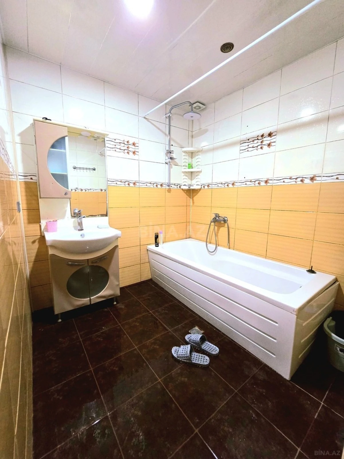 Satılır 3 otaqlı mənzil 100 m²