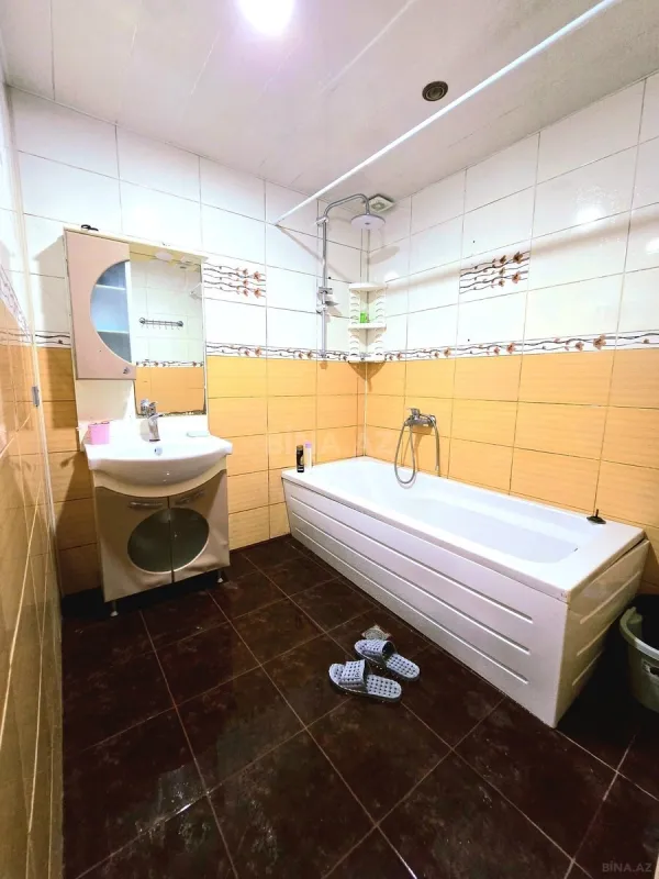 Satılır 3 otaqlı mənzil 100 m²