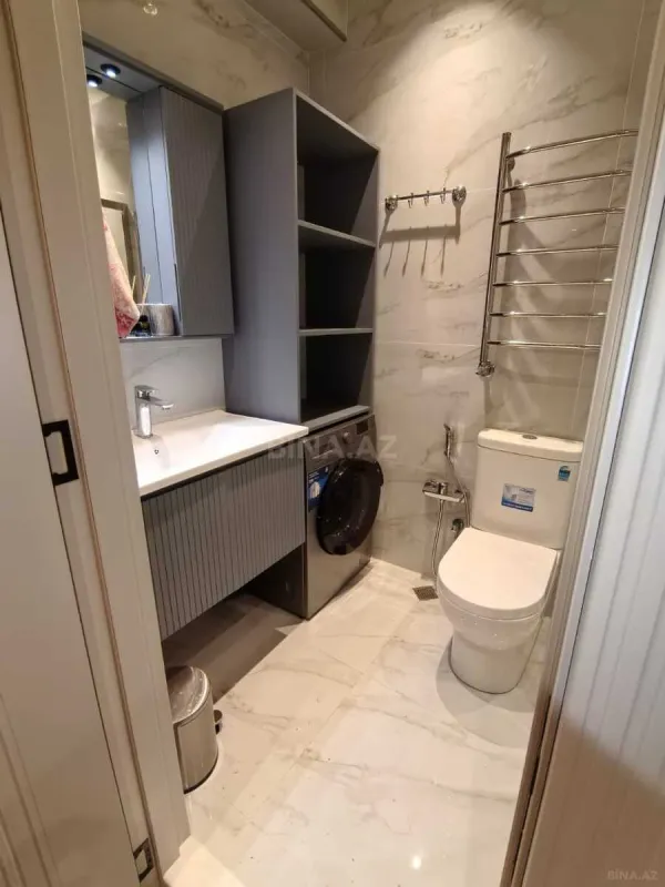 Kirayə verilir 2 otaqlı mənzil 75 m²
