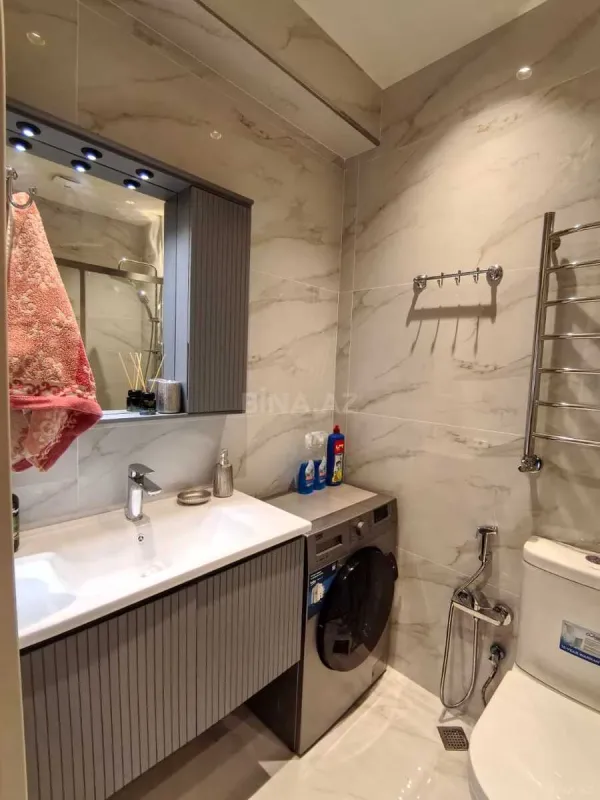 Kirayə verilir 2 otaqlı mənzil 75 m²