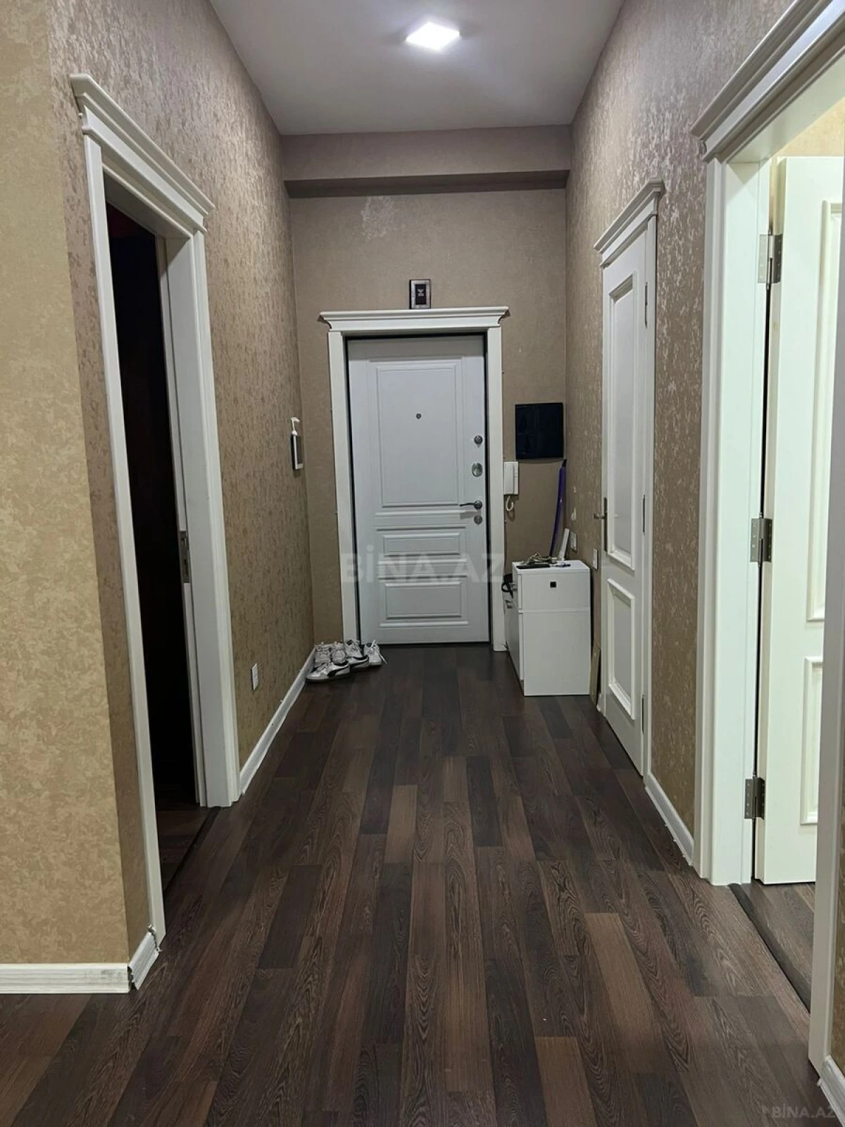 Kirayə verilir 3 otaqlı mənzil 140 m²