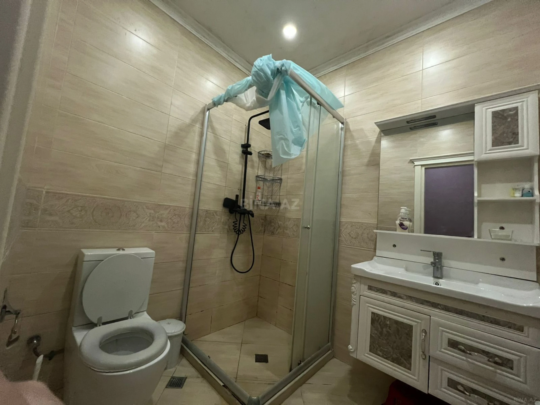 Kirayə verilir 3 otaqlı mənzil 140 m²