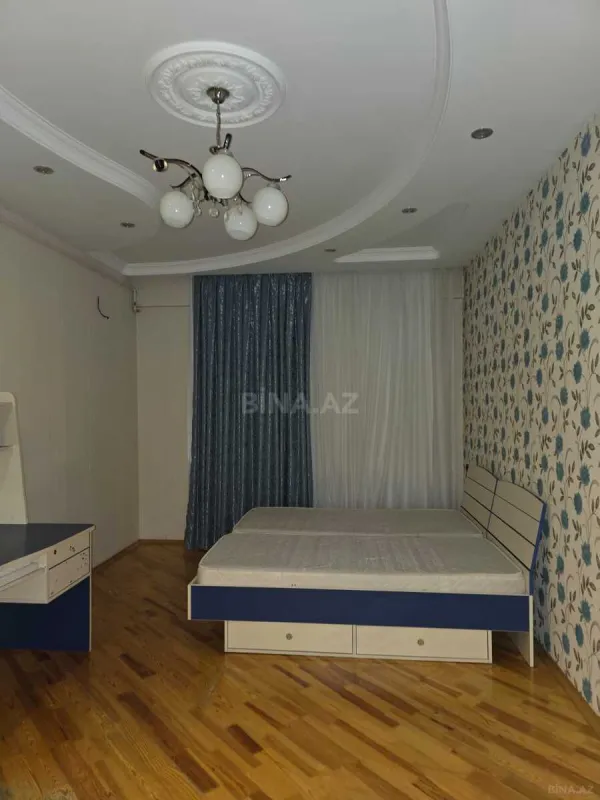 Kirayə verilir 3 otaqlı mənzil 145 m²