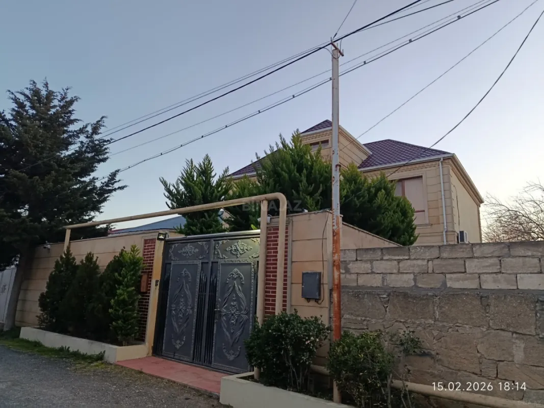 Satılır 4 otaqlı həyət evi 180 m²