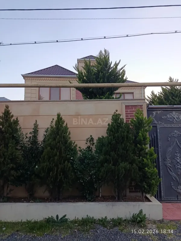 Satılır 4 otaqlı həyət evi 180 m²