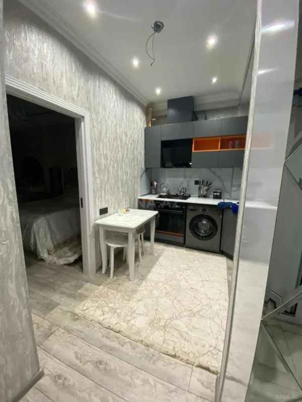 Satılır 2 otaqlı mənzil 56 m²