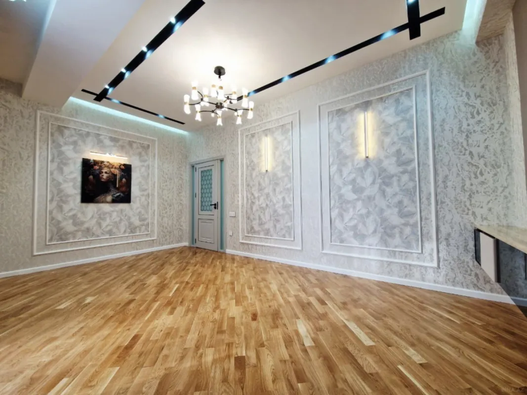 Satılır 2 otaqlı mənzil 77 m²