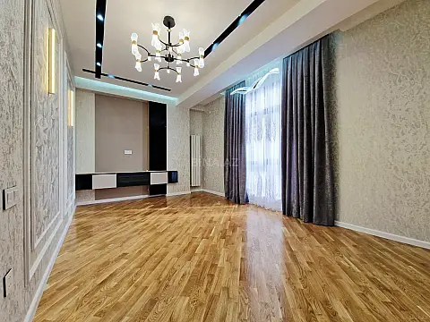 Satılır 2 otaqlı mənzil 77 m² — Bakı 2 otaq 77.00 m²