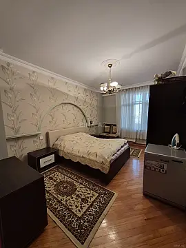 Satılır 3 otaqlı mənzil 92 m²