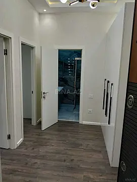 Kirayə verilir 2 otaqlı mənzil 61 m²