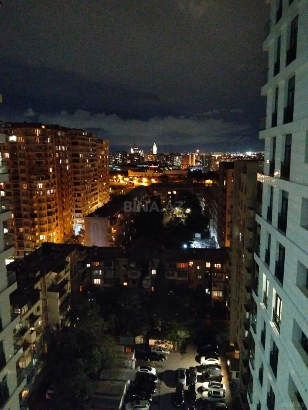 Kirayə verilir 2 otaqlı mənzil 61 m²