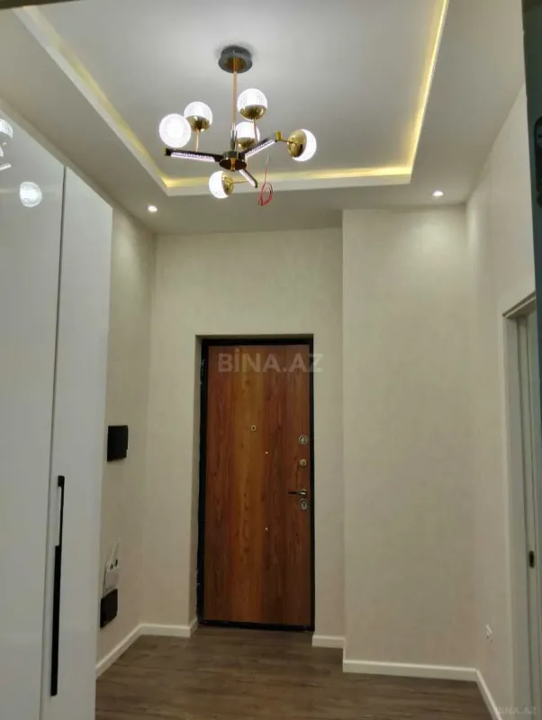 Kirayə verilir 2 otaqlı mənzil 61 m²