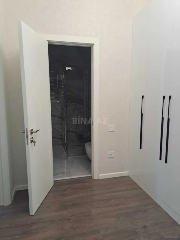 Kirayə verilir 2 otaqlı mənzil 61 m²