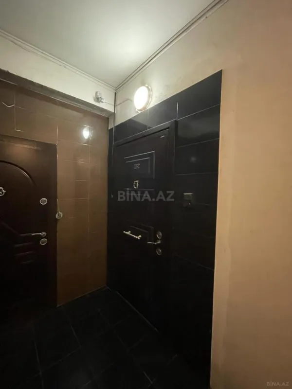 Satılır 3 otaqlı mənzil 104 m²