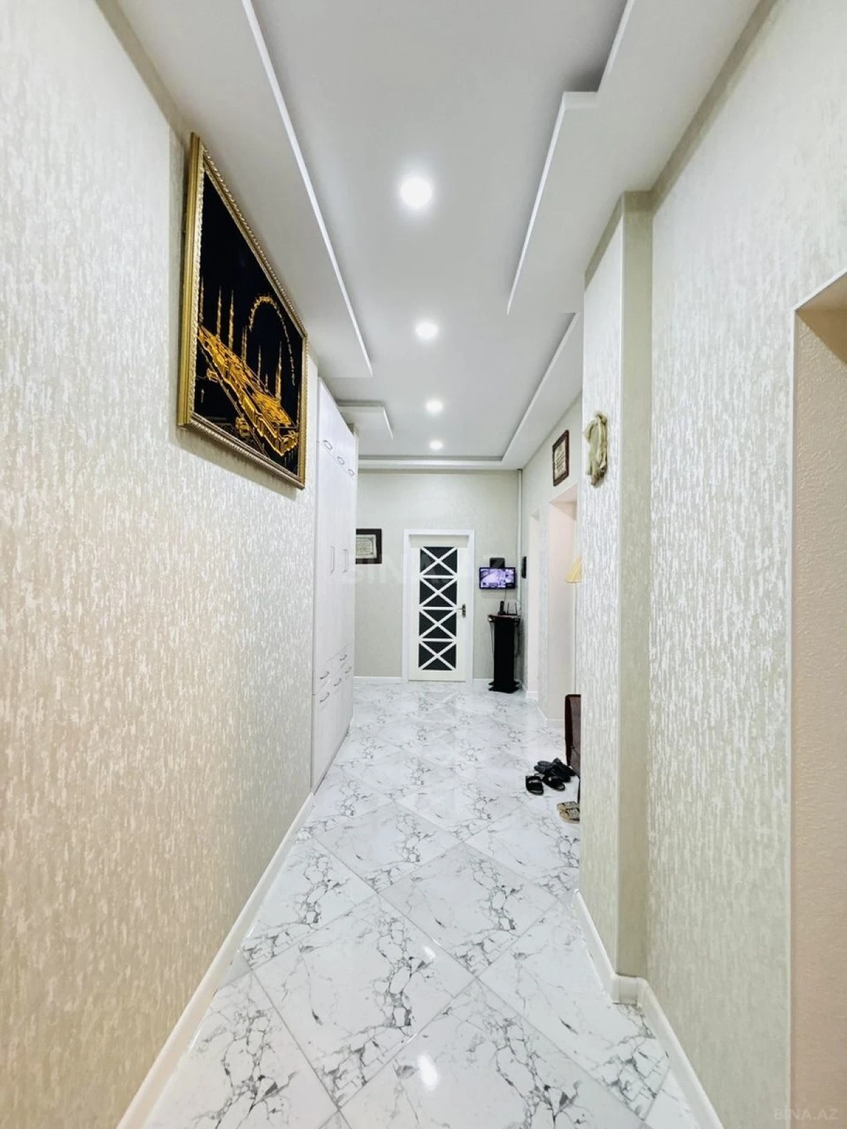 Satılır 4 otaqlı həyət evi 180 m²