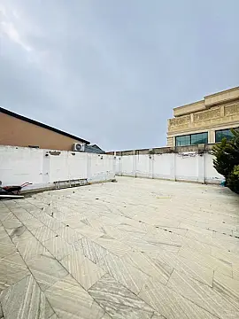 Satılır 4 otaqlı həyət evi 180 m²