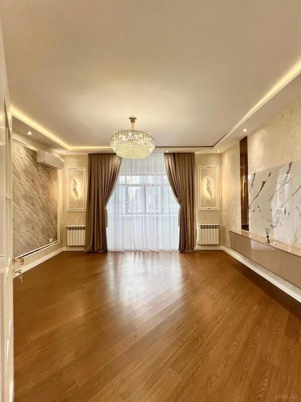 Satılır 3 otaqlı mənzil 108 m²