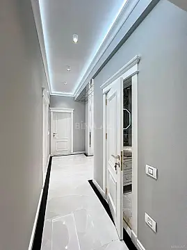 Satılır 3 otaqlı mənzil 108 m²