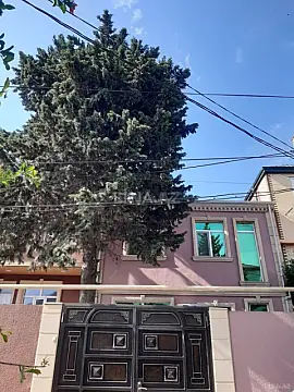 Satılır 4 otaqlı həyət evi 100 m²
