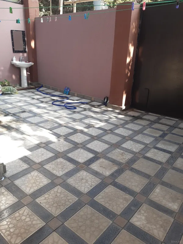 Satılır 4 otaqlı həyət evi 100 m²