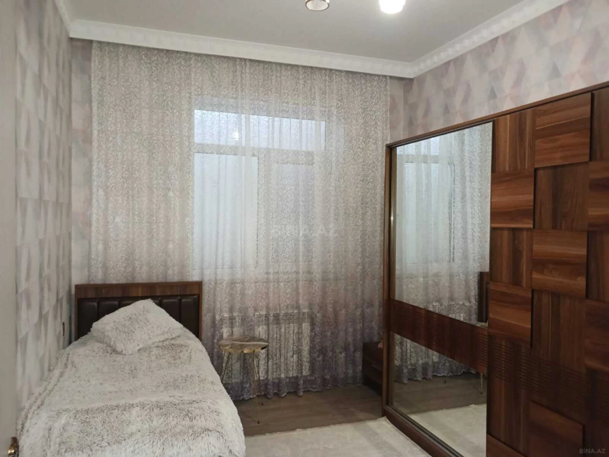 Satılır 4 otaqlı həyət evi 100 m²