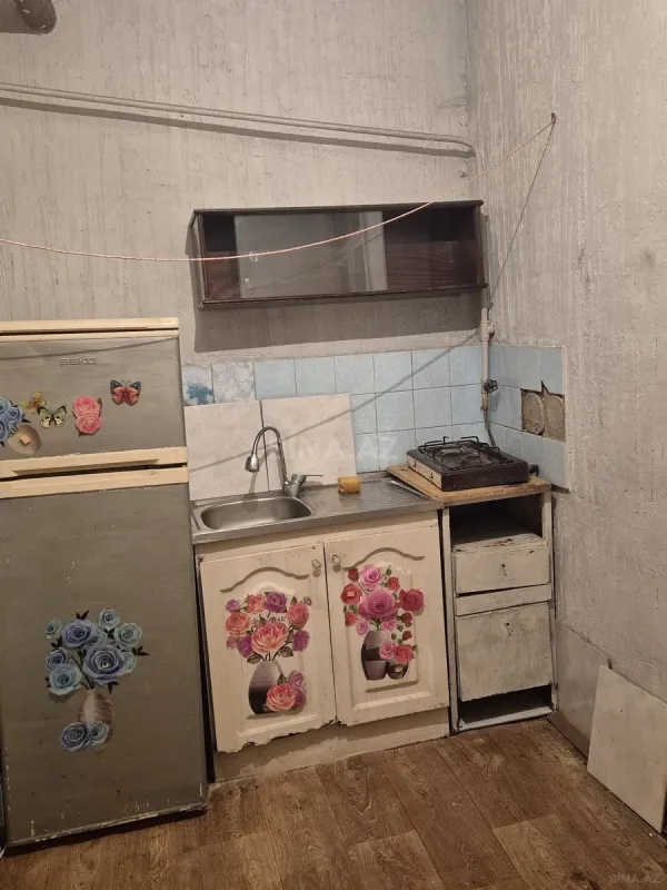 Kirayə verilir 1 otaqlı həyət evi 30 m²
